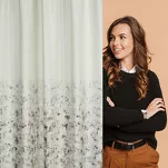 Zasłona gotowa na taśmie MARIELA welwetowa kremowa z szampańskim nadrukiem - 2