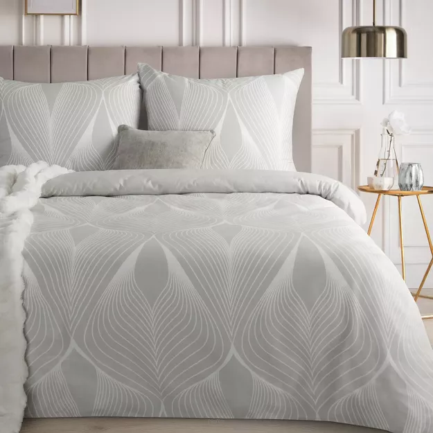 Pościel satynowa 140x200 SPRING 88 jasny szary z motywem geometrycznym z kolekcji Classic