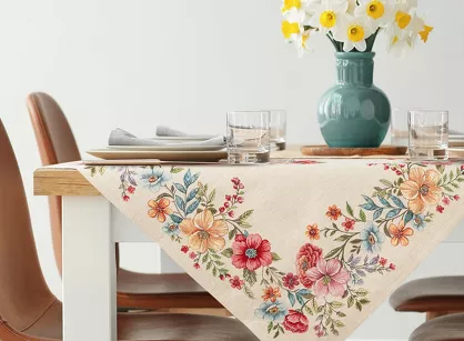 Nakładka gobelinowa 100x100 1413 naturalna z nadrukiem kolorowych kwiatów