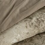 Pościel satynowa 160x200 SPRING 77 jasny brąz beż z wzorem marmurkowym z kolekcji Classic - 3