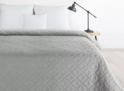 Narzuta 220x240 ALARA 6 srebrna pikowana z mikrofibry wzór wyrazistych rombów