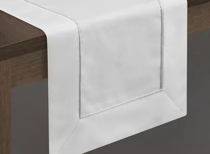 Bieżnik elegancki 40x180 MADELE biały zdobiony srebrną lamówką