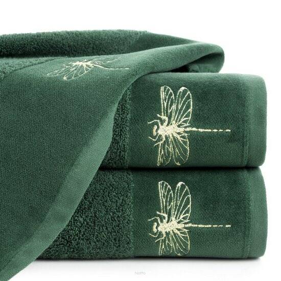 Ręcznik 50x90 LORI 1 zielony z błyszczącym haftem w kształcie ważki na szenilowej bordiurze