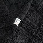 Koc 200x220 CARO czarny puszysty typu flano z wytłaczanym wzorem Design 91 - 2