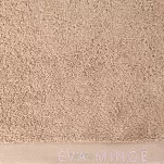 Ręcznik 70x140 VENUS Eva Minge ciemny puder zdobiony bordiurą w kolorze ręcznika z napisami projektantki - 3