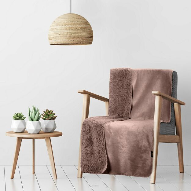 Koc na fotel jednokolorowy 70x160 TEDY mocha imitujący buklę