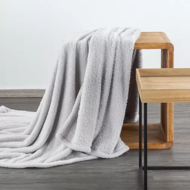 Koc 150x200 LORI srebrny puszysty jednokolorowy z kolekcji Design 91