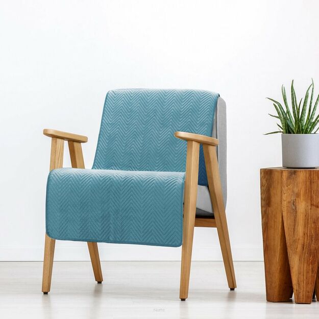 Narzuta na fotel welwetowa 70x160 SOFIA niebieska pikowana w gęstą jodełkę