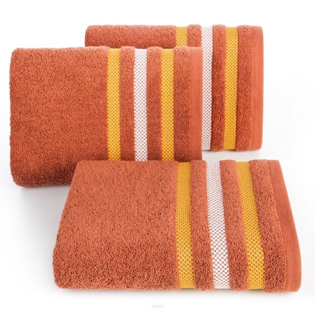Ręcznik bawełniany 50x90 GRACJA ceglany z welurową bordiurą w 3 pasy z dodatkiem lśniącej nici