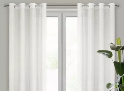 Firana na przelotkach 140x250 REBECCA kremowa o strukturze drobnego deszczyku