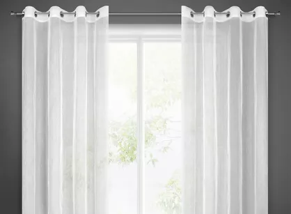 Firana na przelotkach 140x250 ADEL biała o strukturze drobnej siateczki