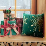 Poszewka świąteczna 45x45 238C welwetowa zielona z motywem szampańskiej śnieżynki - 2