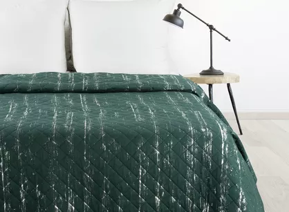 Narzuta z mikrofibry 220x240 BLINK 1 ciemna zieleń pikowana ze srebrnym przecieranym wzorem Design 91