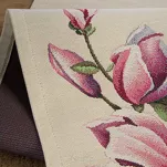Bieżnik gobelinowy 45x140 1214 naturalny z wzorem różowych kwiatów magnolii - 4