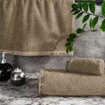 Komplet ręczników VENUS Eva Minge beżowe zdobione bordiurą w kolorze ręcznika z napisami projektantki z kolekcji Premium - 2