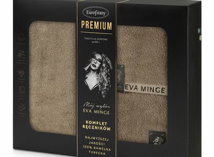 Komplet ręczników VENUS Eva Minge beżowe zdobione bordiurą w kolorze ręcznika z napisami projektantki z kolekcji Premium