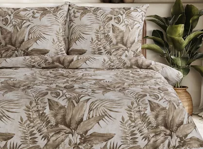 Pościel satynowa 140x200 SPRING 46 beżowa z nadrukiem egzotycznych liści