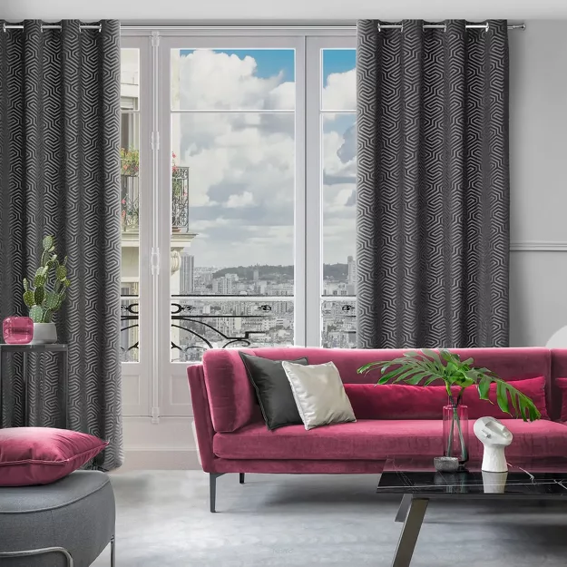 Zasłona na przelotkach 140x250 INGA welwetowa Pierre Cardin czarna z żakardowym geometrycznym wzorem