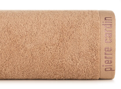 Ręcznik 70x140 EVI Pierre Cardin ciemny puder zdobiony bordiurą w kolorze ręcznika z logo marki