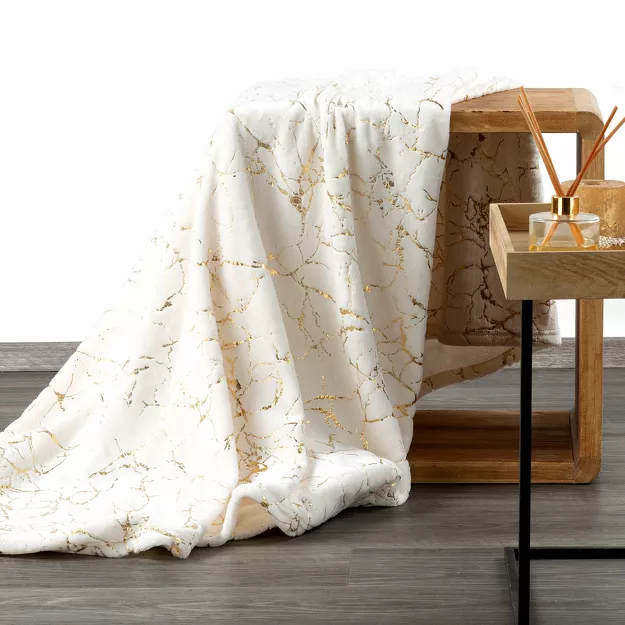 Koc 150x200 GLAMO kremowy ze złotym wzorem marmurkowym z kolekcji Design 91 