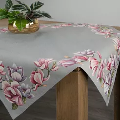 Nakładka gobelinowa 100x100 1214 popielata z wzorem różowych kwiatów magnolii