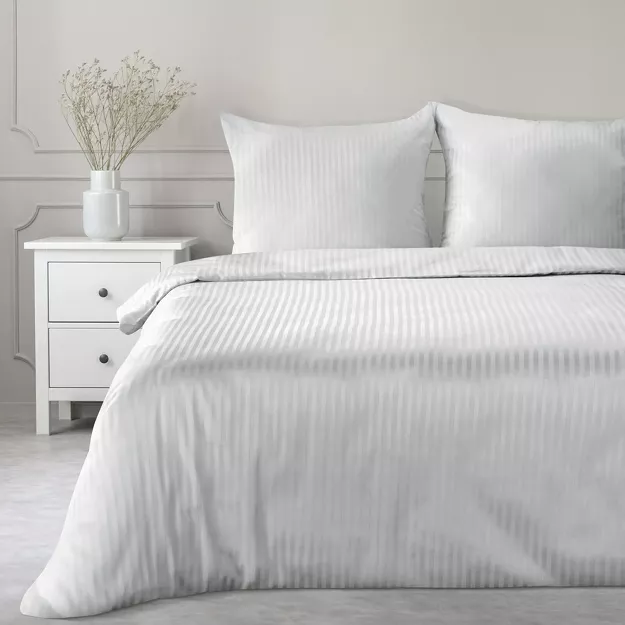 Pościel satynowa 140x200 VERA jednokolorowa gładka srebrna w prążki