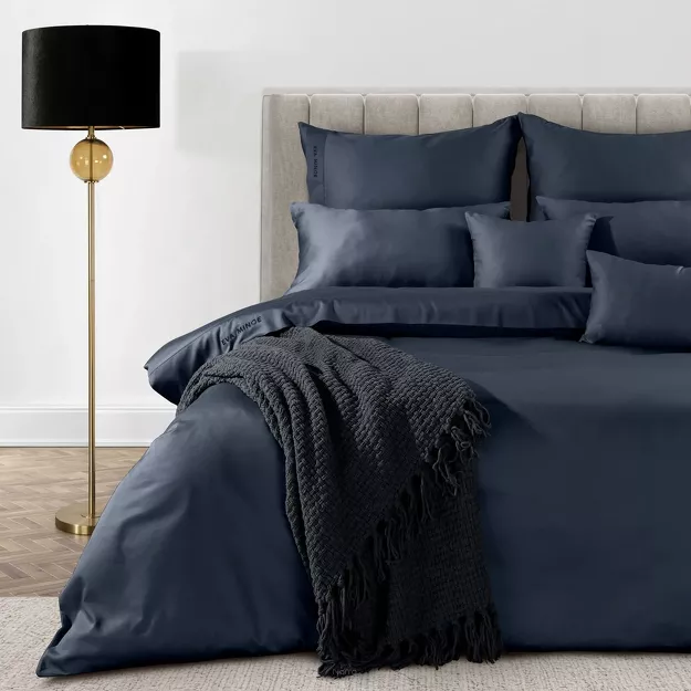 Pościel z makosatyny 140x200 ELEGANT 1F Eva Minge ciemny granat z ozdobną kantą i haftem