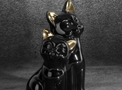 Figurka dekoracyjna 14x12x22 CAT 2 czarna kotki ze złotym akcentem
