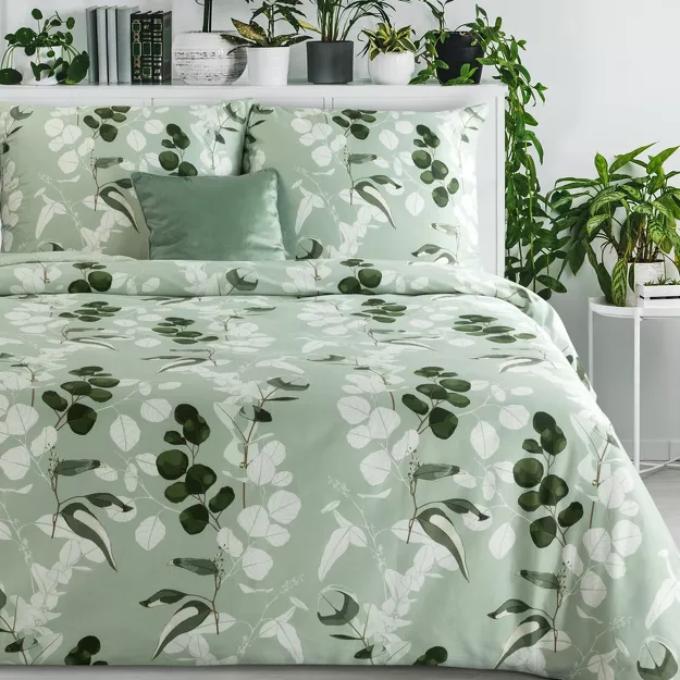 Pościel satynowa 220x200 SPRING 97 jasna zieleń z wzorem zielonych liści z kolekcji Classic