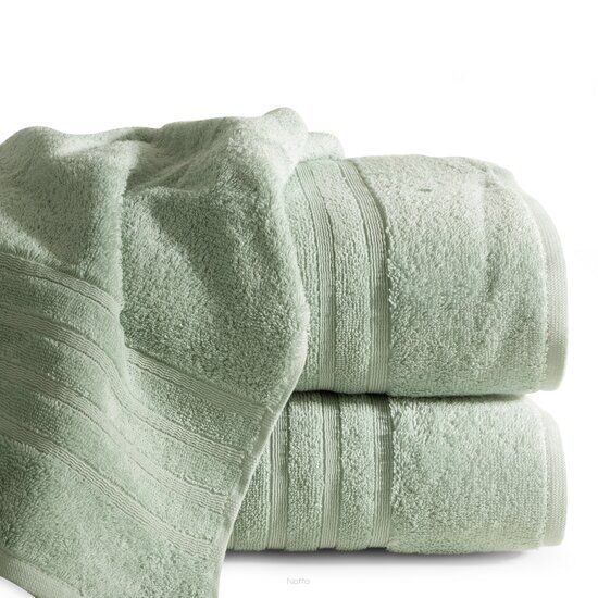 Ręcznik z bawełny egipskiej 70x140 LAVIN miętowy z delikatną bordiurą w paski z kolekcji Premium