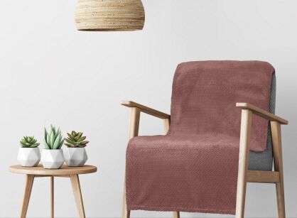 Koc na fotel 70x160 CINDY 3 różowy puszysty w jodełkę Design 91