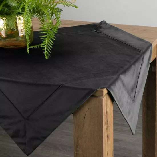 Nakładka welwetowa 85x85 VELVET czarna wykończona mankietem