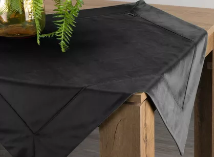 Nakładka welwetowa 85x85 VELVET czarna wykończona mankietem