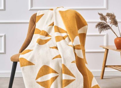 Koc bawełniany 150x200 2139-2 miodowy rogaliki wykończony szydełkiem