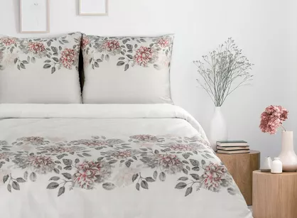 Pościel satynowa 220x200 NIKA 43 jasny szary z motywem kwiatów z kolekcji Nova Print