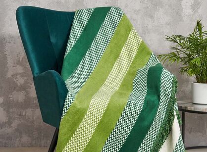 Koc bawełniany 150x200 2144-1 zielony pasy w zygzaki z frędzlami
