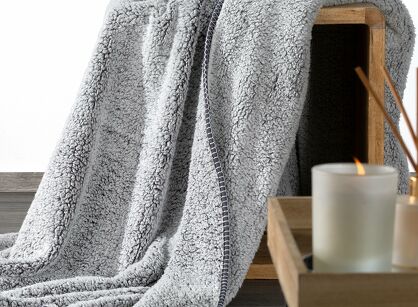 Koc 170x210 KOALA stalowy biały wzór miękkiego baranka