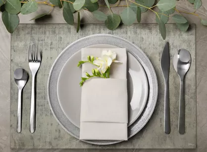 Serwetka 30x40 ALINA srebrna z żakardowym wzorem drobnych kwadracików 4 szt.