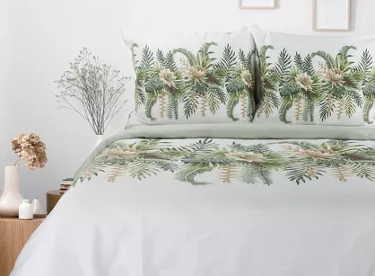 Pościel satynowa 220x200 SPRING 30 biała z wzorem zielonych liści z kolekcji Classic