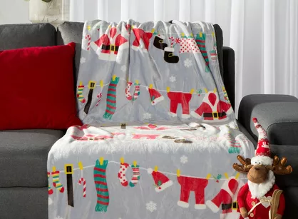 Koc 150x200 13 srebrny czerwony z nadrukiem świątecznym