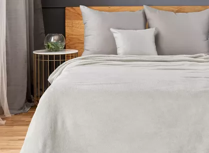 Koc 150x200 RICKY 1 srebrny jednokolorowy