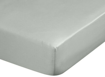 Prześcieradło z satyny bawełnianej z gumką DINA srebrne 140x200 z kolekcji Diva Line