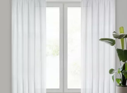 Firana na taśmie 140x270 VIOLA biała z etaminy z delikatnym połyskiem