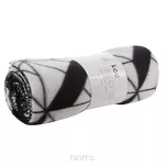 Koc polarowy 150x200 GEO 1 kremowy z czarnym wzorem geometrycznym - 3