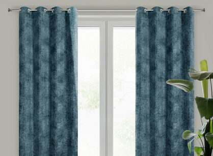 Zasłona na przelotkach 135x250 ALETA granatowa jednokolorowa z szenilu