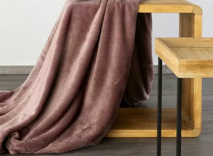 Koc na fotel 70x160 CINDY 5 ceglany puszysty w jodełkę Design 91