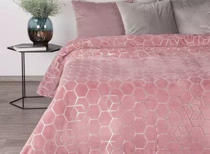 Koc flano 150x200 MALIBU różowy typu flano z geometrycznym srebrnym nadrukiem