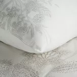 Pościel z satyny 140x200 PREMIUM 27 biała z wzorem brązowych kwiatów z kolekcji Premium - 2