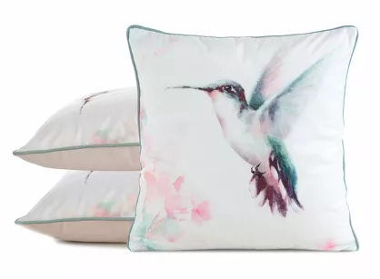 Poszewka welwetowa 45x45 VELVET 138 kremowa z designerskim pudrowym wzorem botanicznym obszyta lamówką