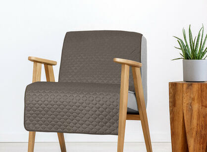 Narzuta na fotel welwetowa 70x160 DIMON ciemny beż pikowana w geometryczny wzór